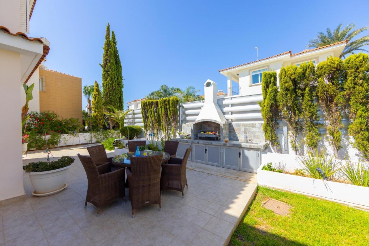 Protaras Sunrise Zen Seafront Villa Esterno foto