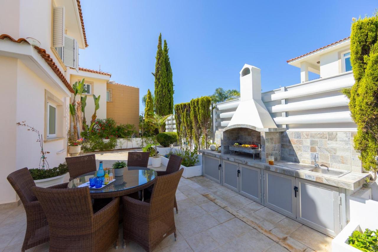 Protaras Sunrise Zen Seafront Villa Esterno foto